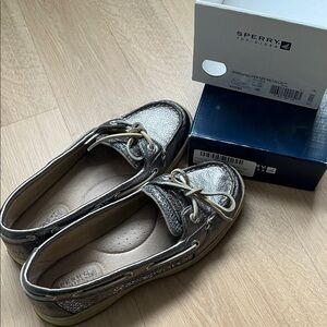 Sperry Women's Silver Metallic Loafers
